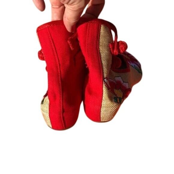 Handmade Womens Embroidered Floral Red Ballet Flats EU 38 US 7.5 Canvas Sole - Picture 4 of 5